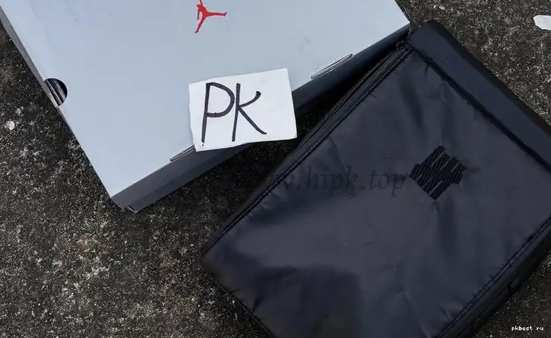MATERIALS RETAIL Jordan PK READY GOD TO SHIP 4 Undefeated Olive Travis Scott 0510